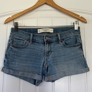 Abercrombie & Fitch Jean Shirts Size 00